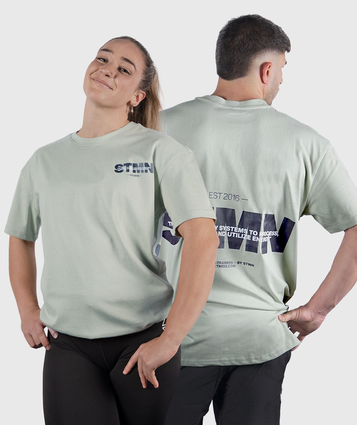 <tc>T-shirt</tc>„DOWNTOWN“ Loose-Fit Salbei